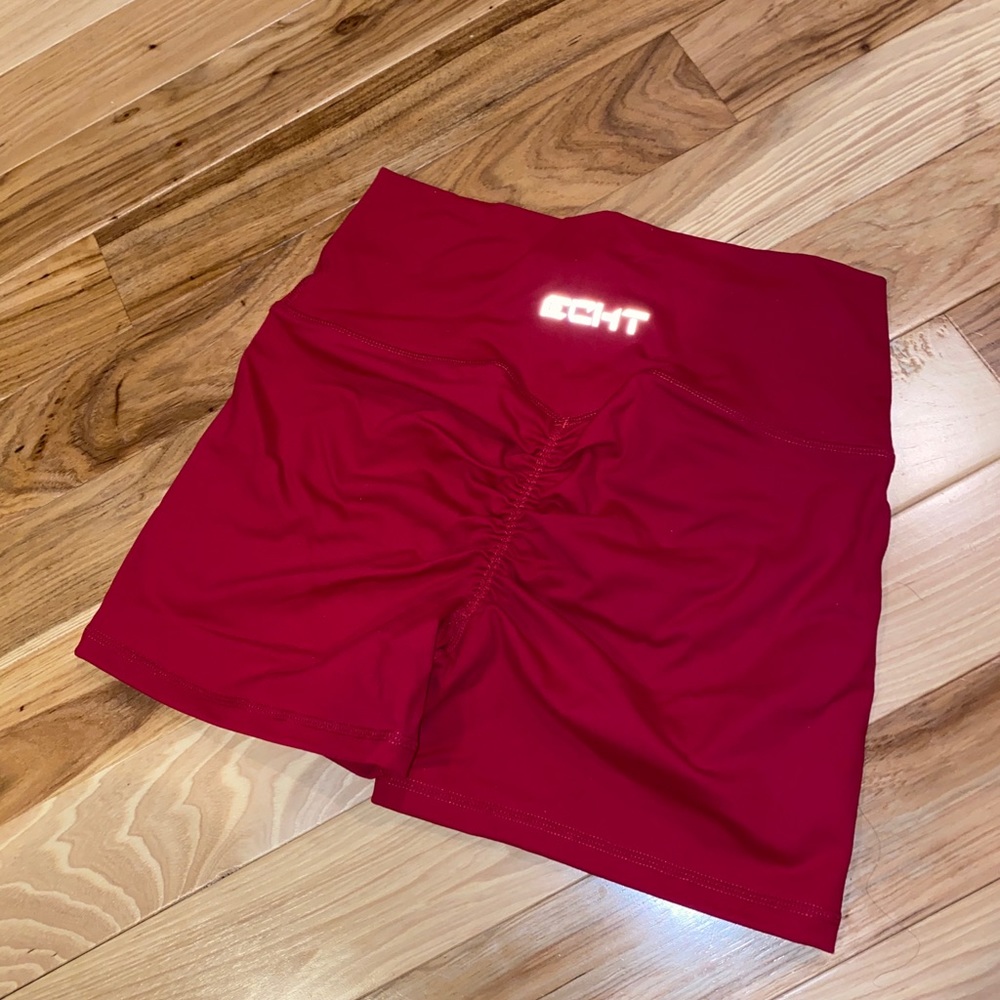 ECHT Scrunch Shorts